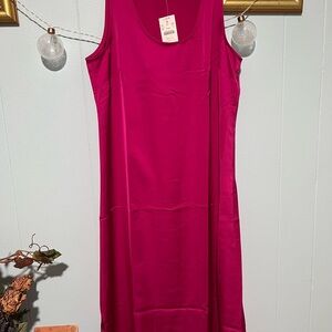 Elegant Fuchsia Sleeveless Dress